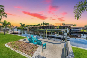 Canal Waterfront Serenity Retreat